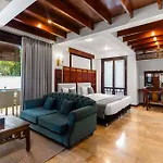 Sclass Villa & Swimming Pool , 10 Min From Airport